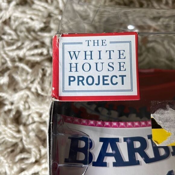 Barbie 2012 I Can Be President Barbie Doll The White House Project Mattel X5323 - Picture 2 of 8